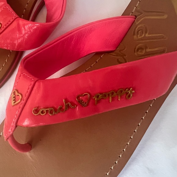 Coach Poppy Michele Pink Patent Sandals Thong Flip Flops Women's Size 6 - Picture 3 of 5